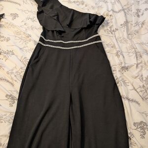 Source Unknown Black One-Shoulder Jumpsuit